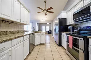 11624 NW 13th Ln, Gainesville, FL 32606 - Photo 15