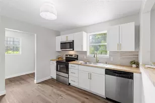 127 Rainbow Dr, Florahome, FL 32140 - Photo 11