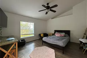 24383 SW 8th Pl, Newberry, FL 32669 - Photo 11