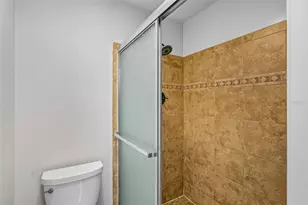 2746 SW 14th Dr, Gainesville, FL 32608 - Photo 23