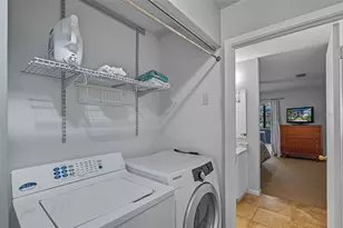 2746 SW 14th Dr, Gainesville, FL 32608 - Photo 41