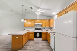 25647 NW 204th Ave, High Springs, FL 32643 - Photo 7