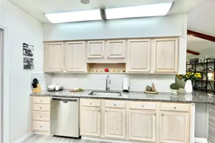 2006 NW 35th Ter, Gainesville, FL 32605 - Photo 11