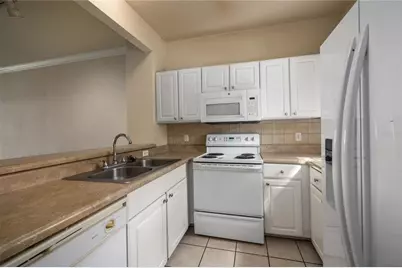 4872 NW 42nd Drive #105, Gainesville, FL 32606 - Photo 7