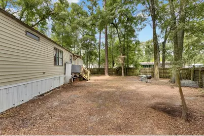 901 NE 11th Avenue, Trenton, FL 32693 - Photo 17