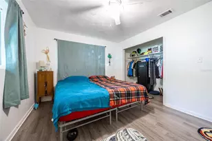 749 NW 34th St, Gainesville, FL 32607 - Photo 23