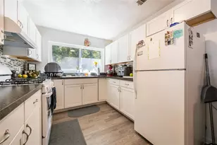 749 NW 34th St, Gainesville, FL 32607 - Photo 17