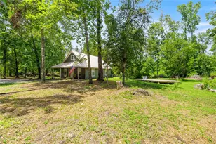 694 SW Quarter Ln, Fort White, FL 32038 - Photo 1