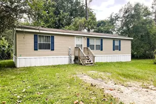 328 Old Peniel Rd, Palatka, FL 32177 - Photo 1