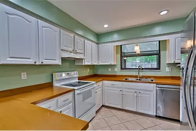 10912 NW 36th Place, Gainesville, FL 32606 - Photo 9