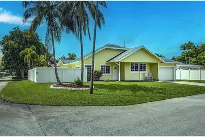 4361 NE 13th Terrace, Oakland Park, FL 33334 - Photo 3