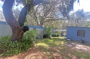 148 Swan Lake Dr, Melrose, FL 32666 - Photo 7