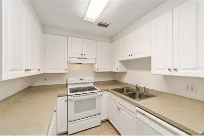 501 SW 75th Street #H6, Gainesville, FL 32607 - Photo 15