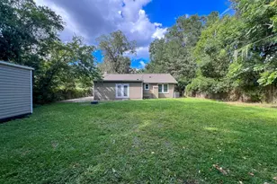 1033 NW 22nd Ave, Gainesville, FL 32609 - Photo 25