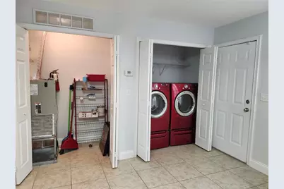 4663 SW 48th Dr #137, Gainesville, FL 32608 - Photo 11