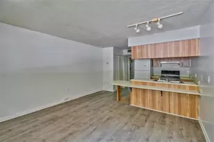 1923 NW 23rd Blvd, Gainesville, FL 32605 - Photo 3