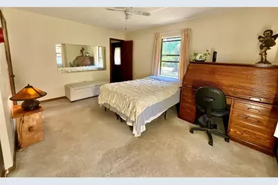137 Oak Circle, Interlachen, FL 32148 - Photo 15