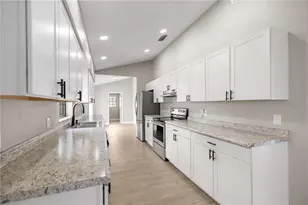 11 Almond Rd, Ocala, FL 34472 - Photo 11