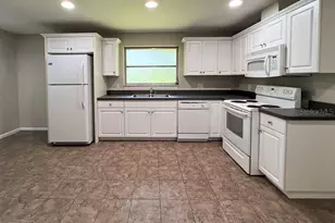 3706 SW 2nd Pl, Gainesville, FL 32607 - Photo 9