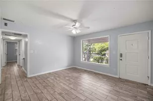 929 SE 9th Pl, Gainesville, FL 32601 - Photo 11