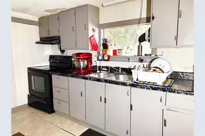 427 Center Street, Starke, FL 32091 - Photo 5