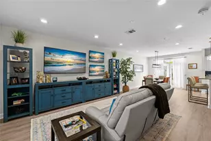 127 NE 3rd St, Gainesville, FL 32601 - Photo 3