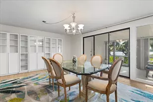 2514 SW 14th Dr, Gainesville, FL 32608 - Photo 9