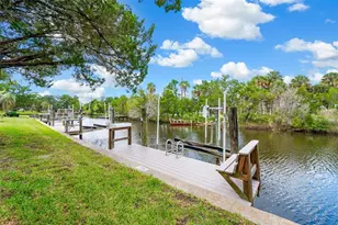 11254 W Bayshore Dr, Crystal River, FL 34429 - Photo 31