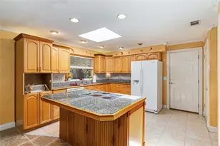 7515 SW 36th Ave, Gainesville, FL 32608 - Photo 15