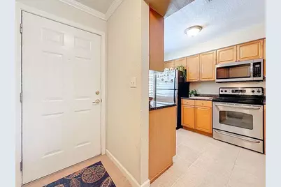 10199 Sailwinds Boulevard S #201, Largo, FL 33773 - Photo 5