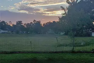 2075 SW 254th St, Newberry, FL 32669 - Photo 21