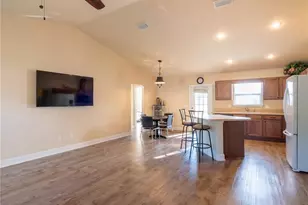 2075 SW 254th St, Newberry, FL 32669 - Photo 5