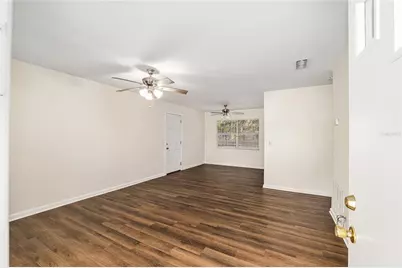 2511 NE 3rd Place, Gainesville, FL 32641 - Photo 9