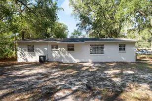 2511 NE 3rd Pl, Gainesville, FL 32641 - Photo 21