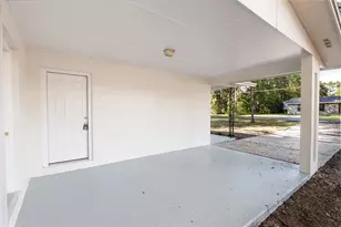 2511 NE 3rd Pl, Gainesville, FL 32641 - Photo 7