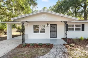 2511 NE 3rd Pl, Gainesville, FL 32641 - Photo 3