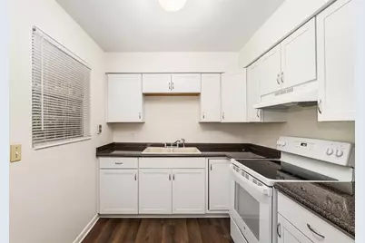 2511 NE 3rd Place, Gainesville, FL 32641 - Photo 11