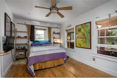 611 NE 10th Place, Gainesville, FL 32601 - Photo 19