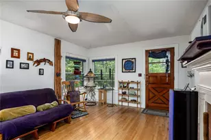 611 NE 10th Pl, Gainesville, FL 32601 - Photo 11