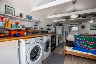 611 NE 10th Pl, Gainesville, FL 32601 - Photo 33