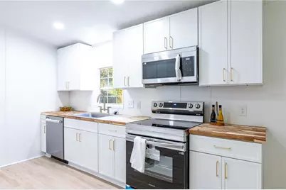 7212 NW 89th Terrace, Lake Butler, FL 32054 - Photo 11