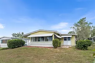 14233 Rialto Ave, Brooksville, FL 34613 - Photo 9