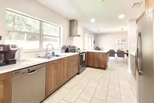 741 NW 36th St, Gainesville, FL 32607 - Photo 17