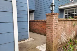 415 NW 50th Blvd, Gainesville, FL 32607 - Photo 3