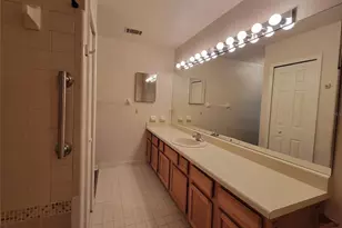 415 NW 50th Blvd, Gainesville, FL 32607 - Photo 31
