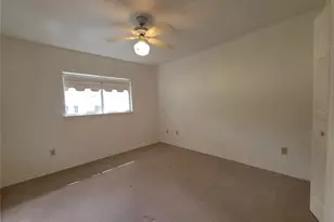 415 NW 50th Blvd, Gainesville, FL 32607 - Photo 17