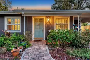 2264 Floyd St, Sarasota, FL 34239 - Photo 1