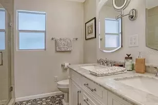 2264 Floyd St, Sarasota, FL 34239 - Photo 15