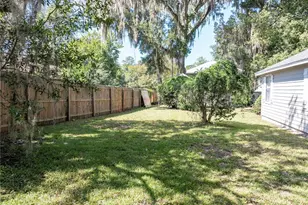 1241 NW 35th Ave, Gainesville, FL 32609 - Photo 31