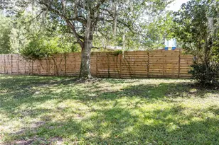 1241 NW 35th Ave, Gainesville, FL 32609 - Photo 29